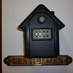 Gentlemen Au Premier Etage A 50 Metres De La Lägenhet *