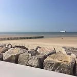 Gentlemen Au Premier étage à 50 Metres De La Apartamento *