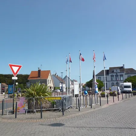 Gentlemen Au Premier Etage A 50 Metres De La * Сангатт